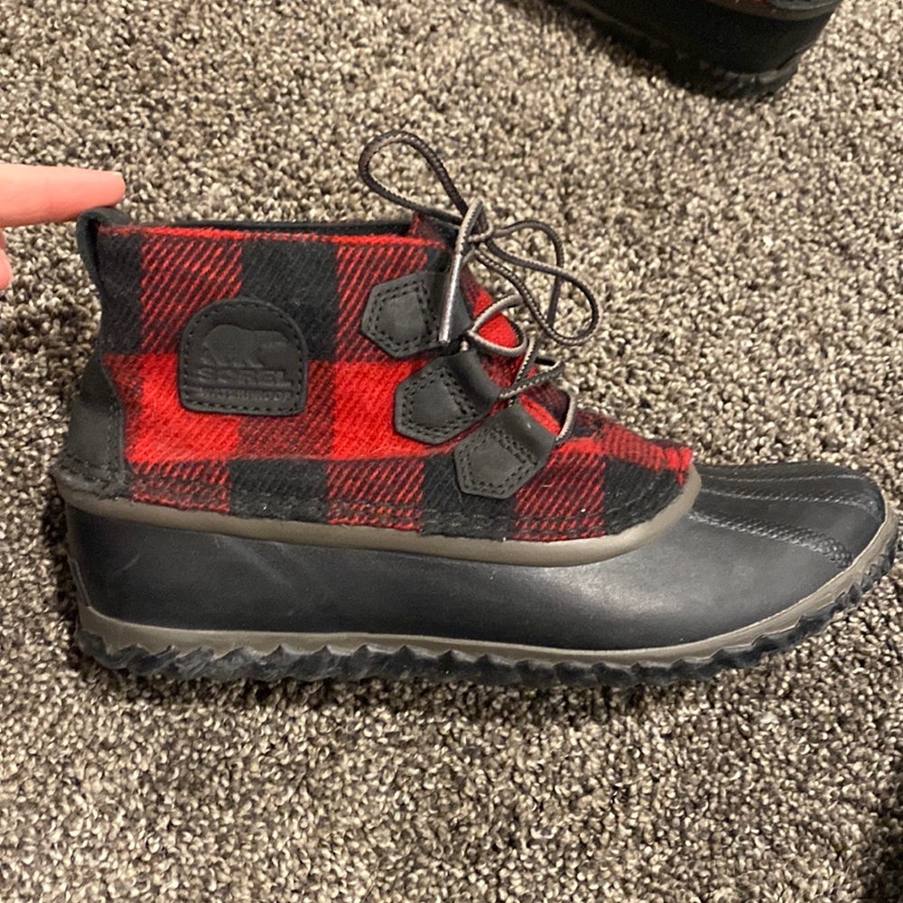 Sorel Red and Black Plaid Winter Boots